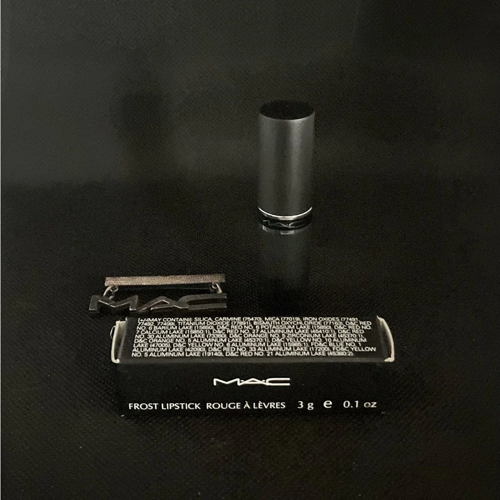 “Siren” Vintage (90’s) MAC Lipstick - Rare - Collectors Item 🖤 - Bundle & Save! - Picture 6 of 6